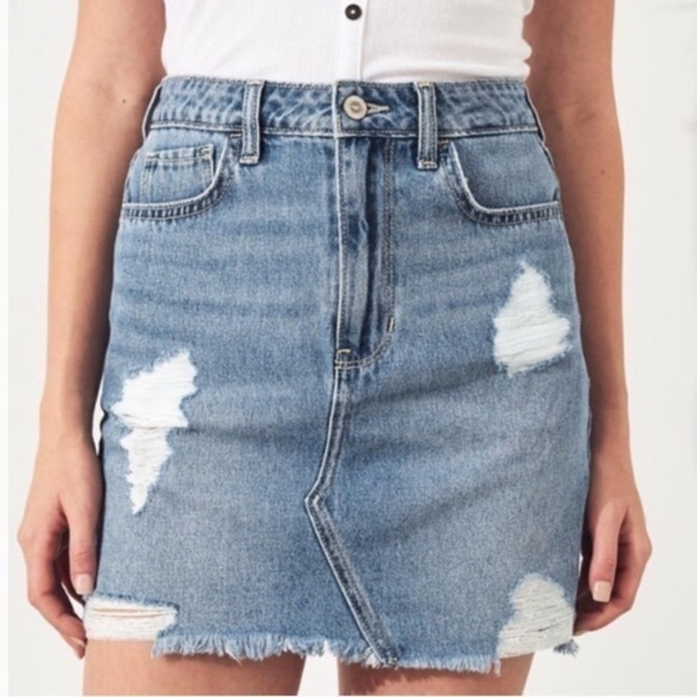 Hollister Ultra High Rise Skirt Distressed Denim 100% Cotton Size 5